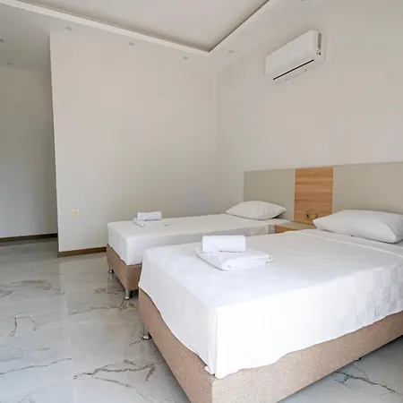 Aparthotel Inci &